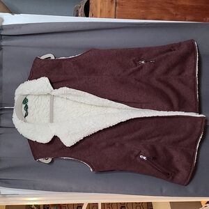 Stillwater Supply Co. Women's Sherpa Lined Vest Pockets Burgandy/Black Sz M EUC‎